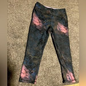 Medium women’s active capri leggings